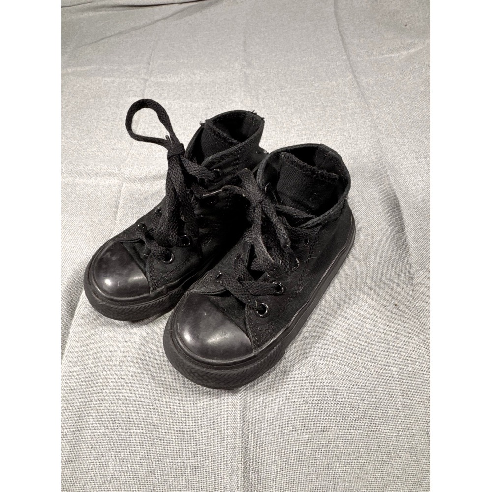 Converse Chuck Taylor All Star High Top Triple Black Infant Sneakers Size 7